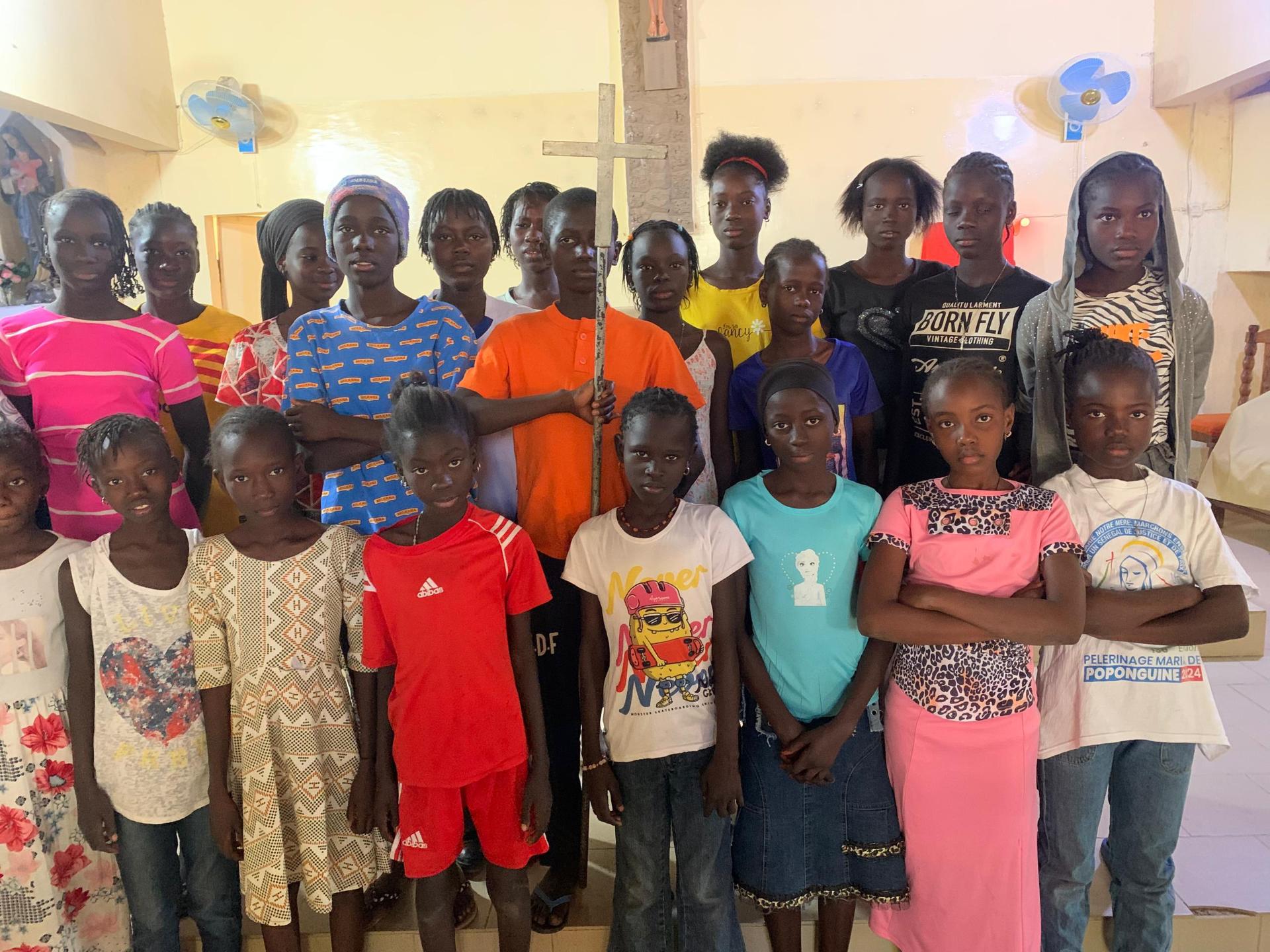 Aktion 'Minis helfen Minis!'; Ministrantinnen und Ministranten aus dem Bistum Thies im Senegal. 2025