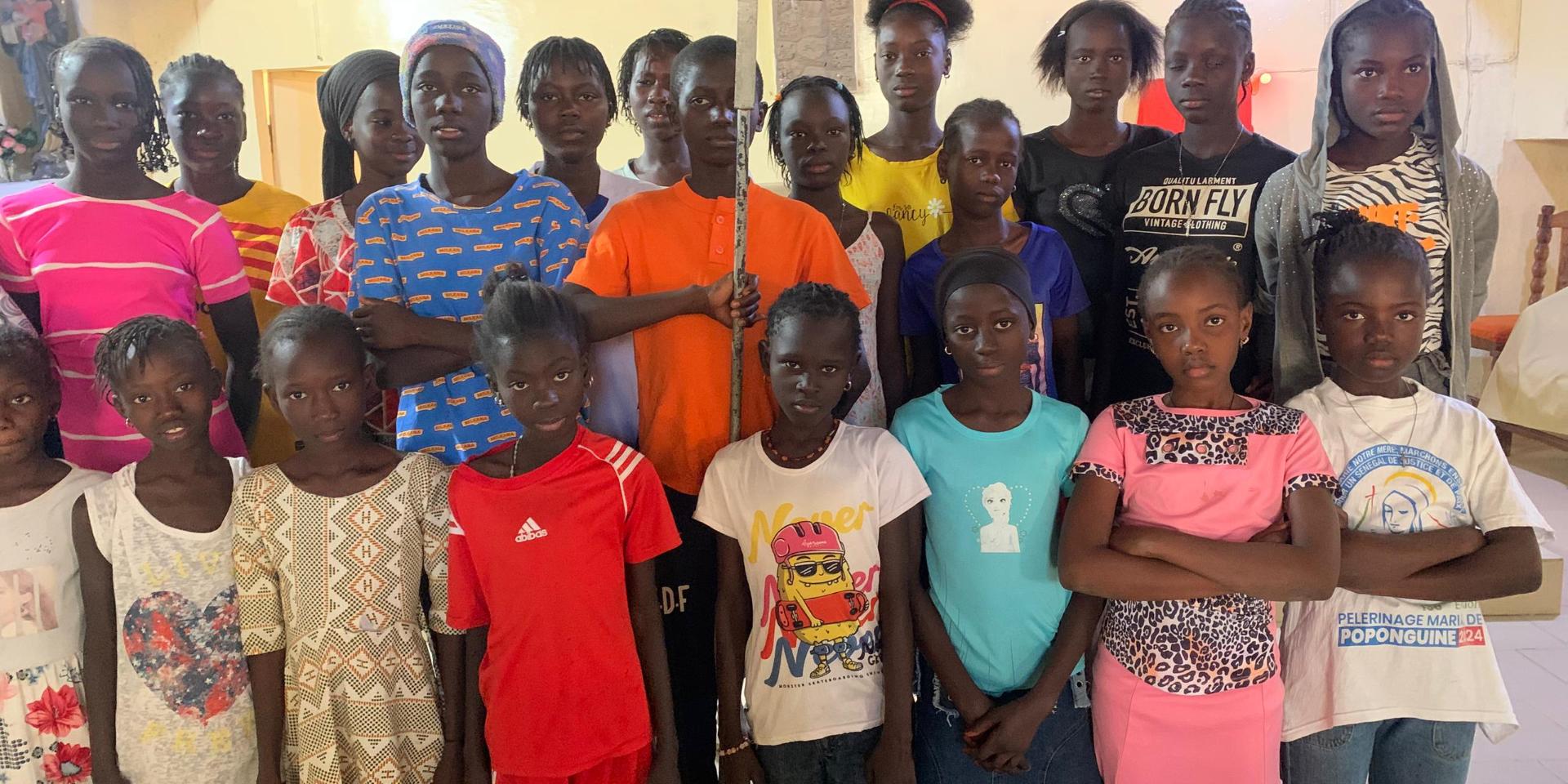Aktion 'Minis helfen Minis!'; Ministrantinnen und Ministranten aus dem Bistum Thies im Senegal. 2025