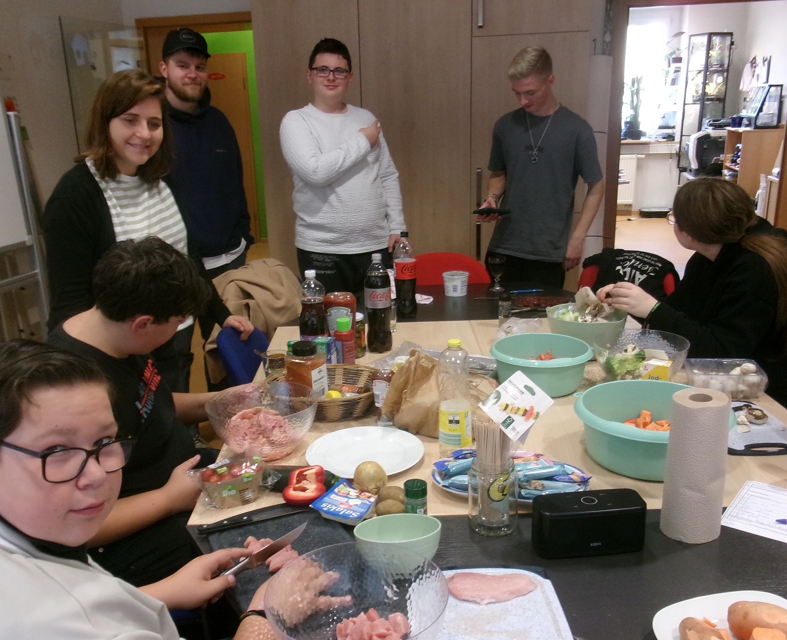 In der Küche werden die Speisen vorbereitet